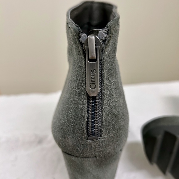 Gorgeous Suede Healed Ankle Boots - Picture 5 of 6